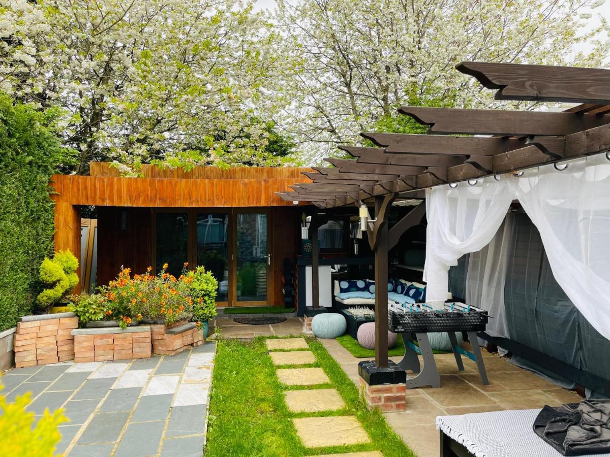 Tropical Style House Near Newcastle City Centre エクステリア 写真